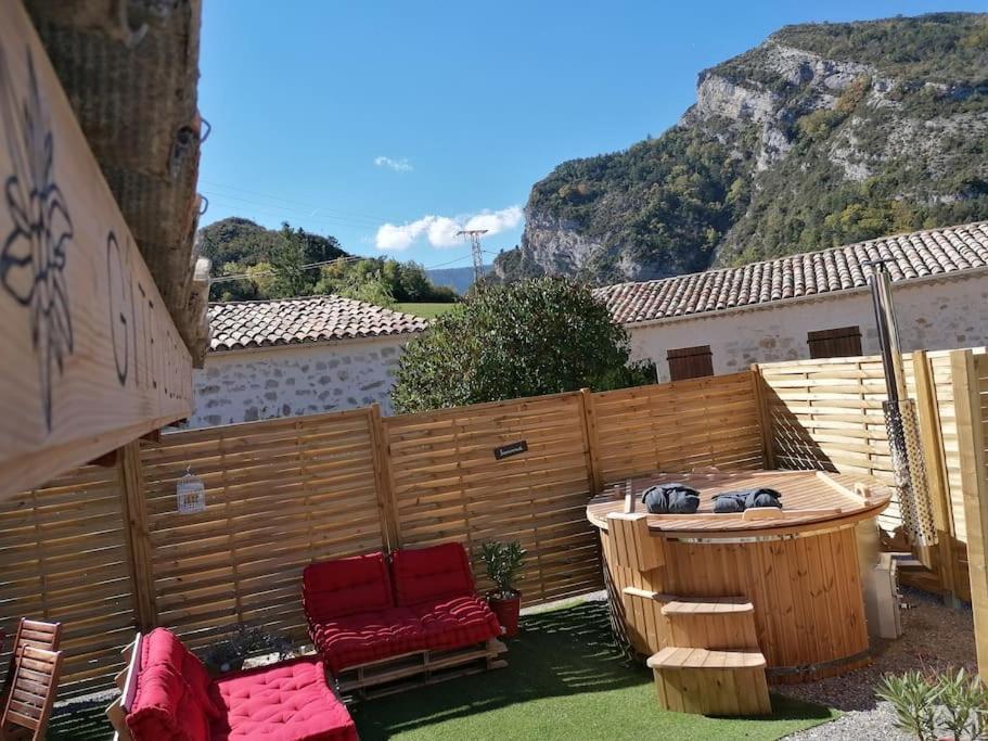 Gite L'Edelweiss 3* La Piarre Екстер'єр фото